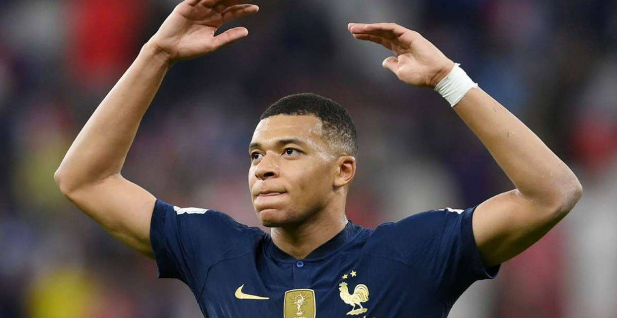 关于浓眉哥在法国队比赛中出色防守，比分优势明显引发热议！的信息