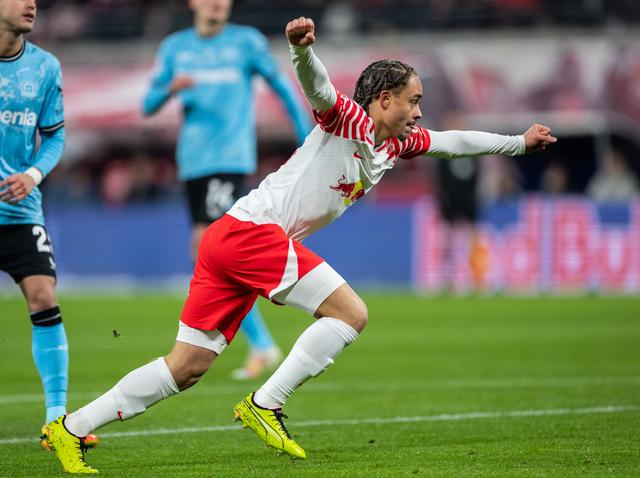 开云官网-亚冠战况：莱比锡防线稳固，广州队进攻受阻，马龙成最佳(国米vs莱比锡首发预测)